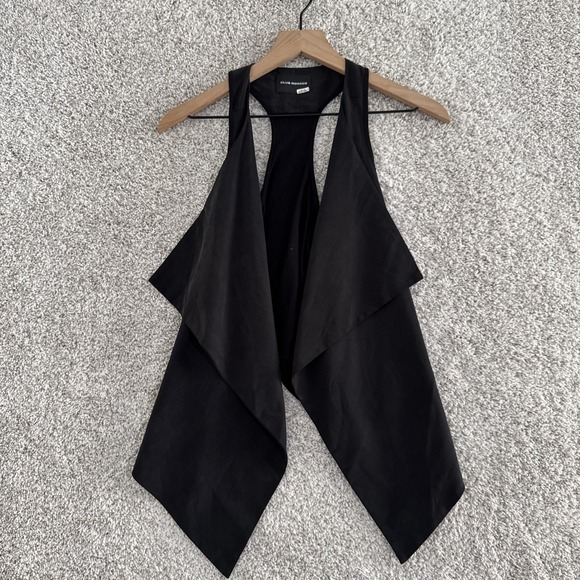 Club Monaco Jackets & Blazers - Club Monaco Womens Razor Tank Vest - SMALL